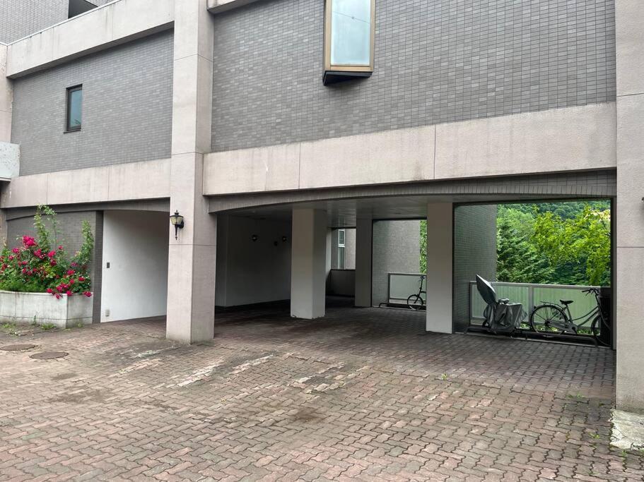 フューデイズコンドミニアム定山渓201号室 Apartman Szapporo Kültér fotó